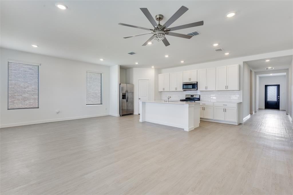 109 Caper Meadow Dr - Photo 2 of 13