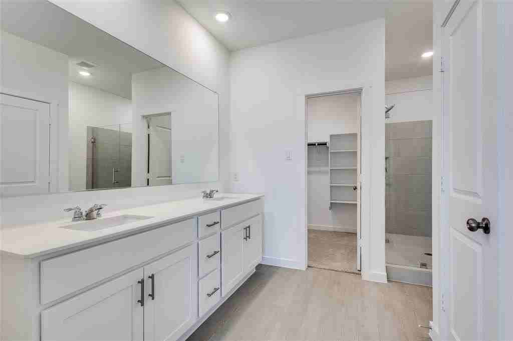 109 Caper Meadow Dr - Photo 6 of 13