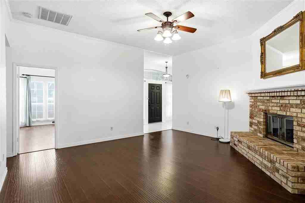 6732 Mantissa Dr - Photo 5 of 25