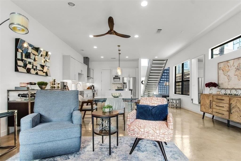 5957 Ross Ave #A - Photo 6 of 33