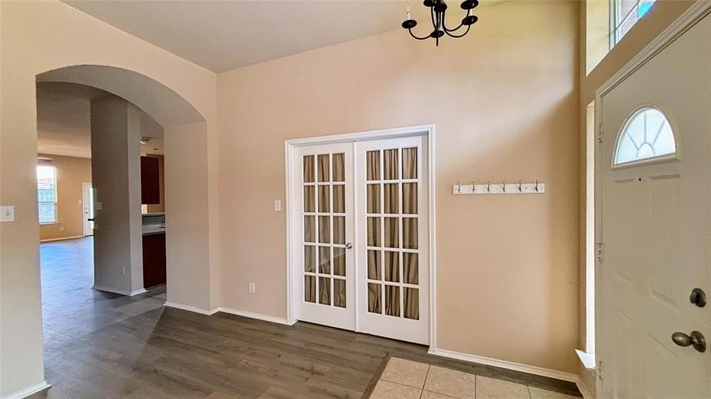 2007 Walnut Hills Ln - Photo 4 of 16