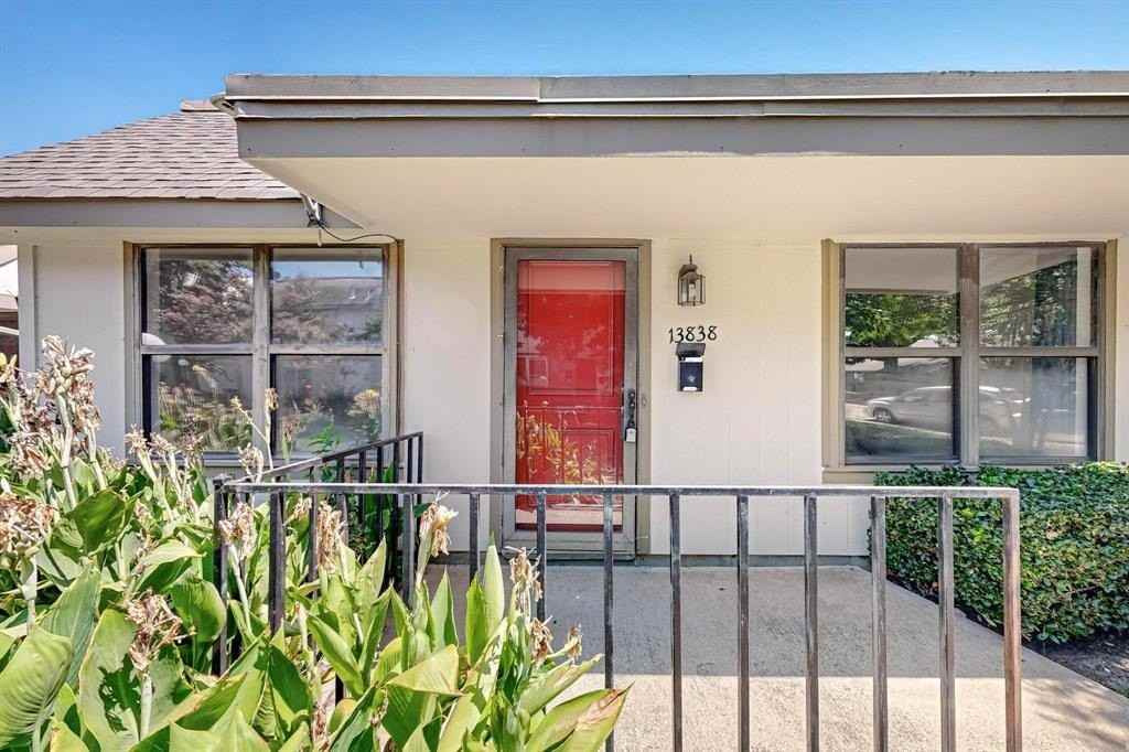 13838 Methuen Green St - Photo 2 of 21