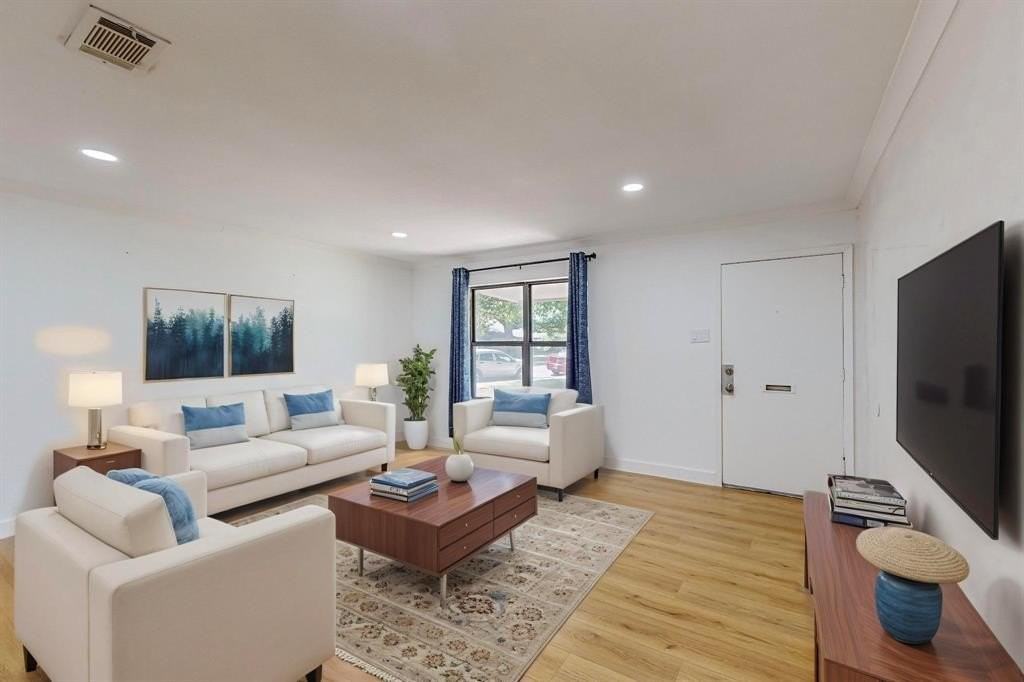 13838 Methuen Green St - Photo 3 of 21