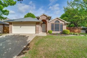 featured image of 3821 Staghorn Cir N
