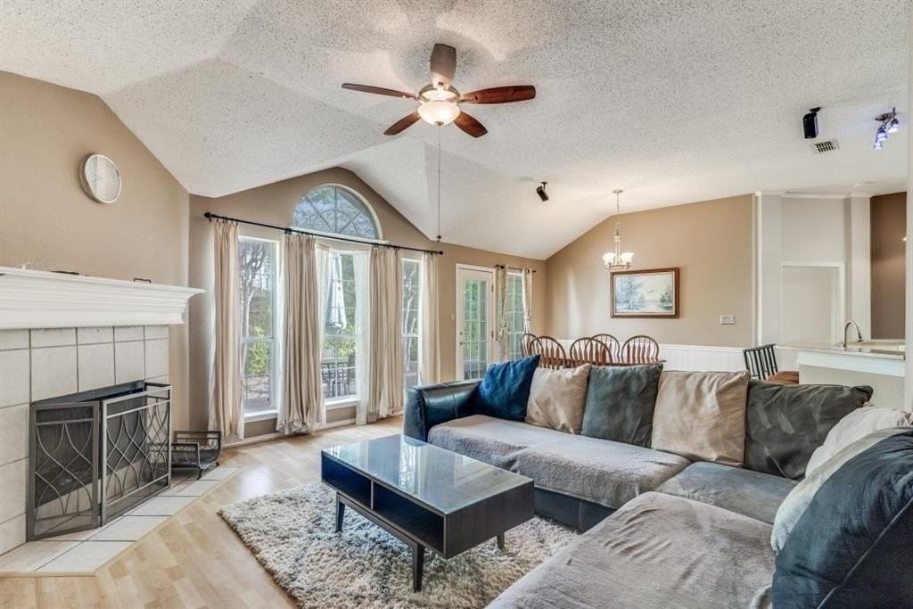 3821 Staghorn Cir N - Photo 7 of 24