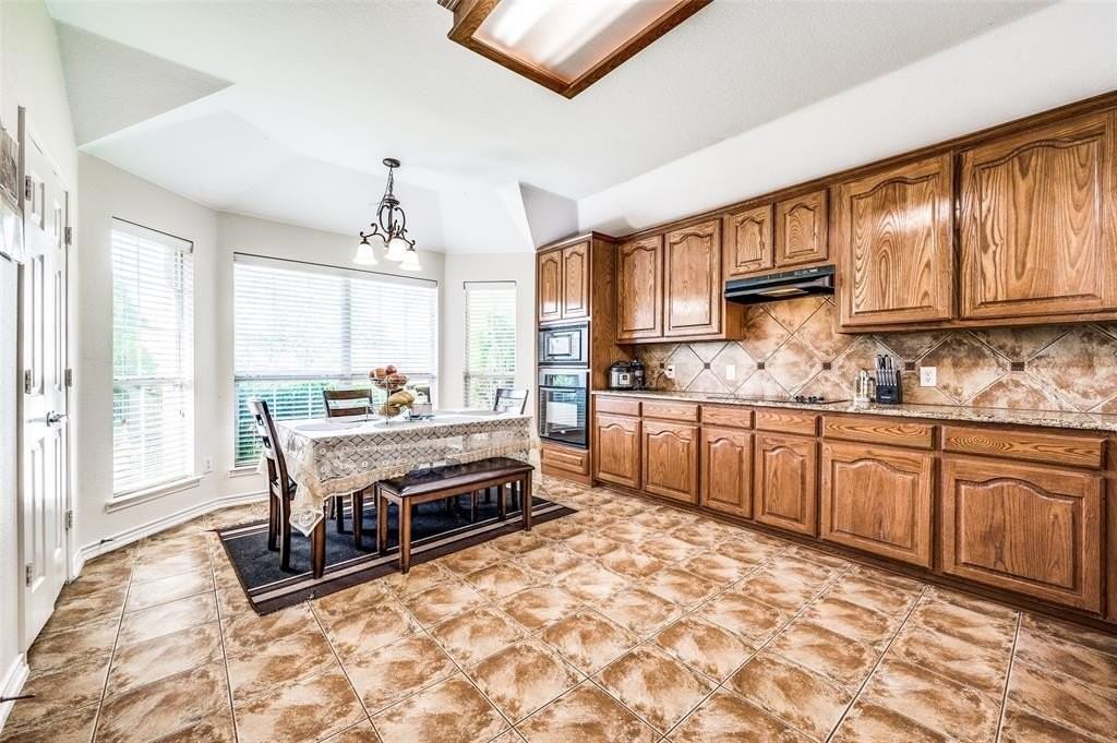 15899 Bull Run Dr - Photo 5 of 12