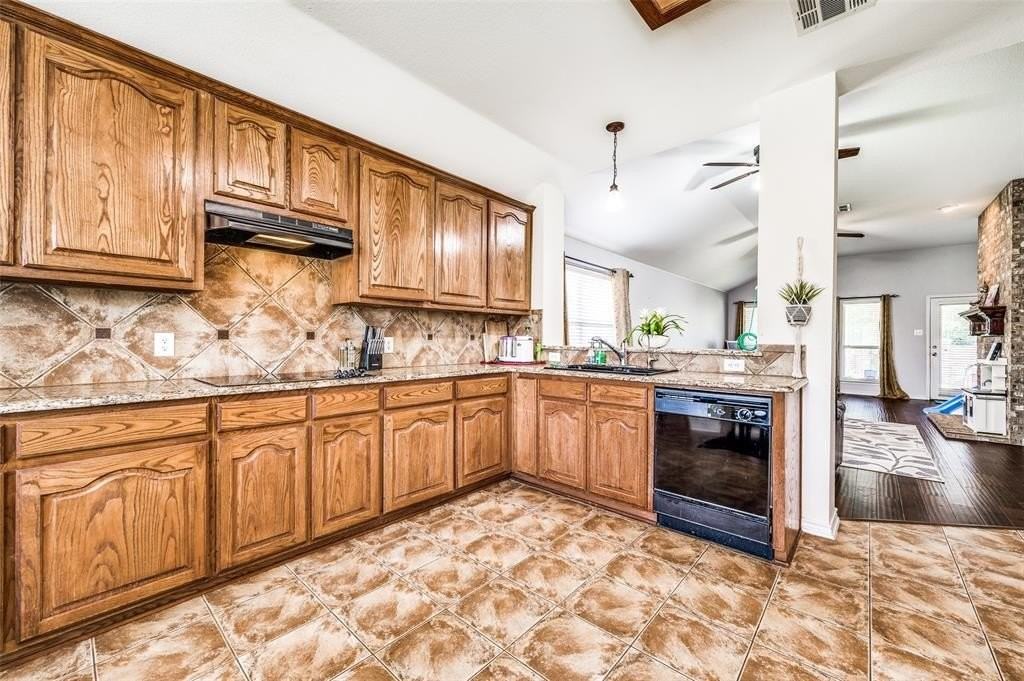 15899 Bull Run Dr - Photo 7 of 12