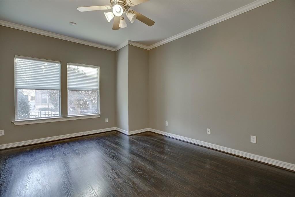 3435 Howell St - Photo 6 of 39