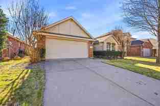 4529 Worchester Ln - Photo 1 of 1