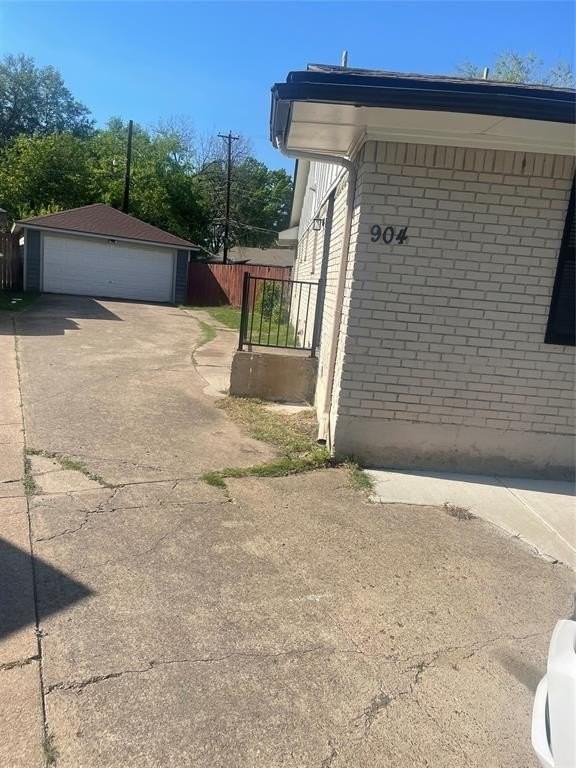 904 Spring Valley Plz #A - Photo 2 of 18