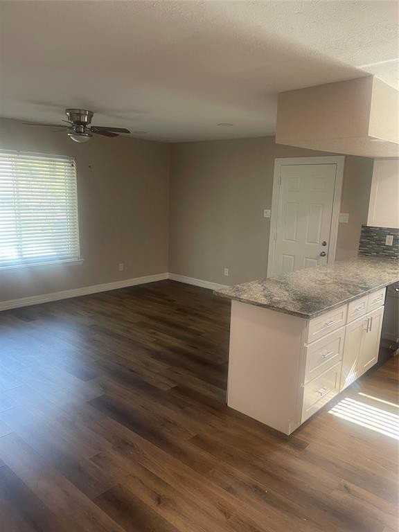 904 Spring Valley Plz #A - Photo 4 of 18