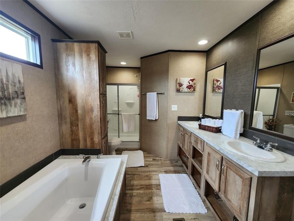 2234 County Road 1056 - Photo 3 of 8