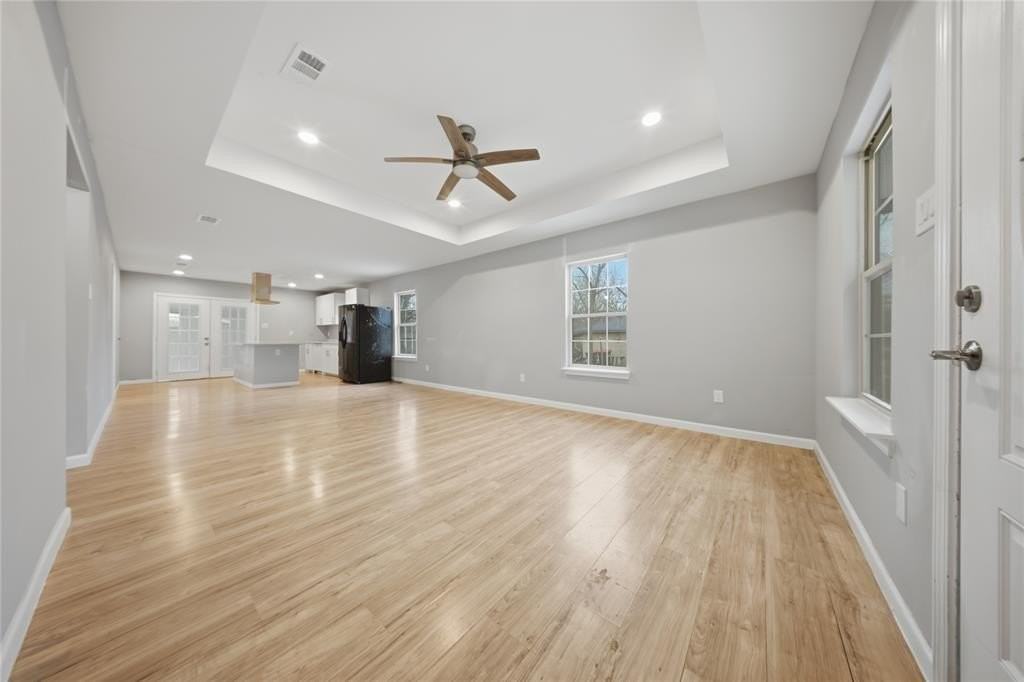 2350 W Cherry St - Photo 4 of 18