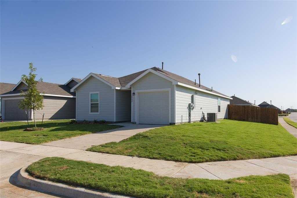 5902 Nyquist Way - Photo 2 of 25