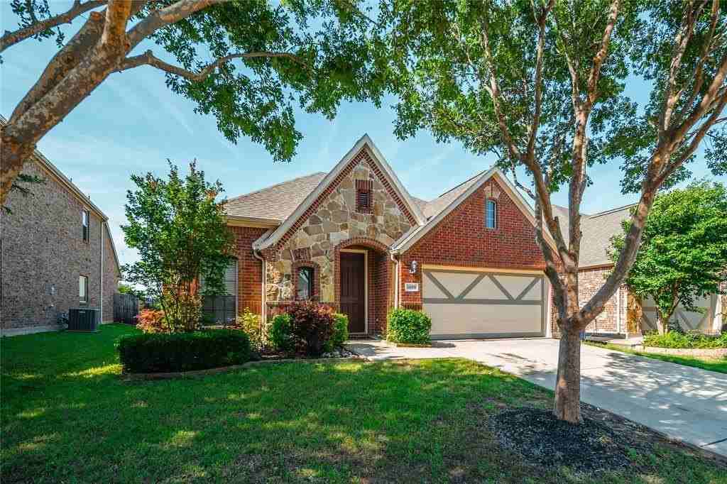 5609 Centeridge Ln - Photo 3 of 36