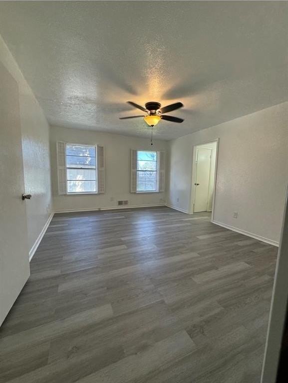 7747 Dentcrest Dr - Photo 7 of 19