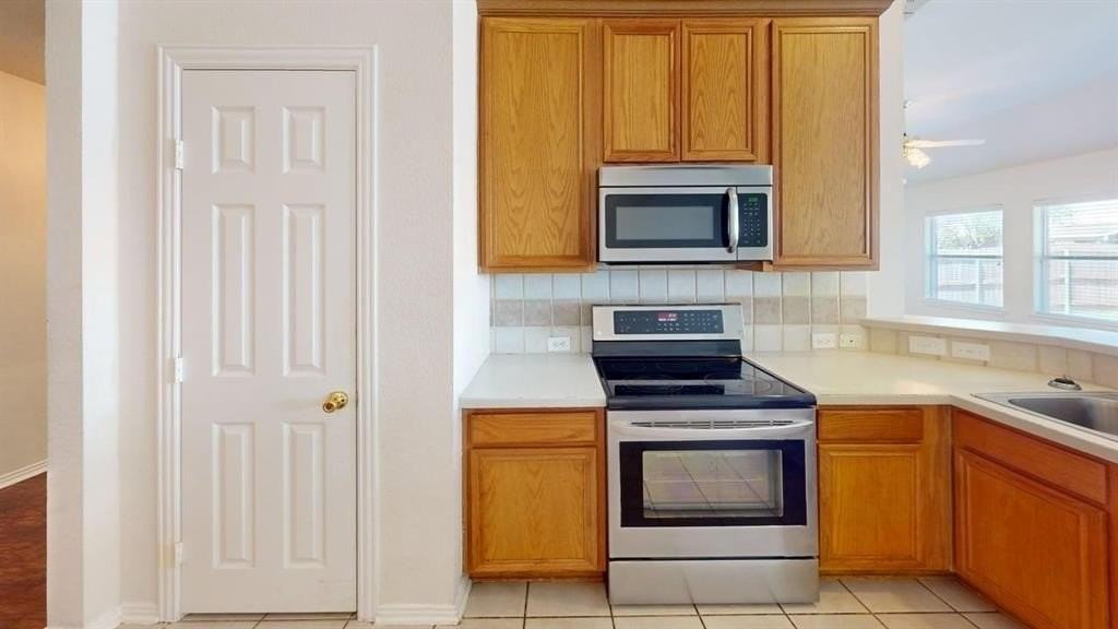 Winding Creek Ct - Photo 5 of 27