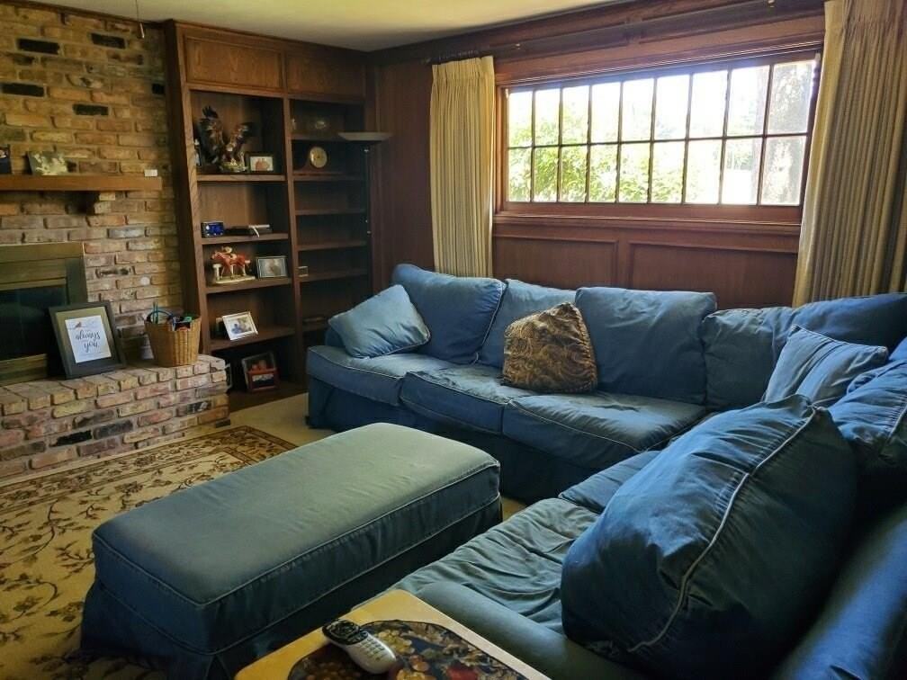 1013 N Cottonwood Dr - Photo 2 of 13