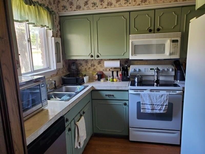 1013 N Cottonwood Dr - Photo 5 of 13