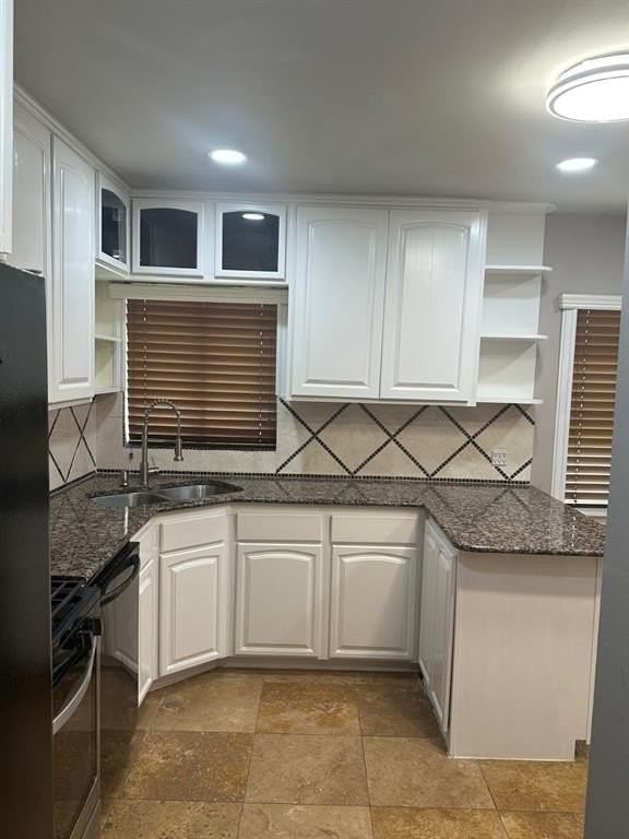 6365 Malcolm Dr - Photo 5 of 16