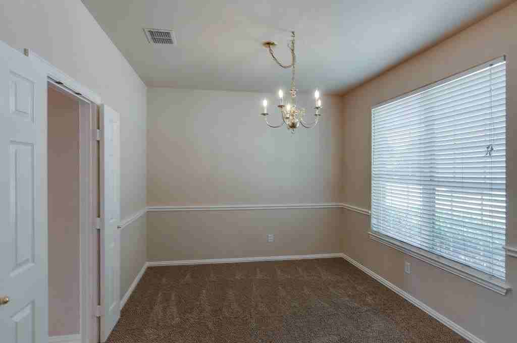 5205 Rush Creek Ct - Photo 6 of 34
