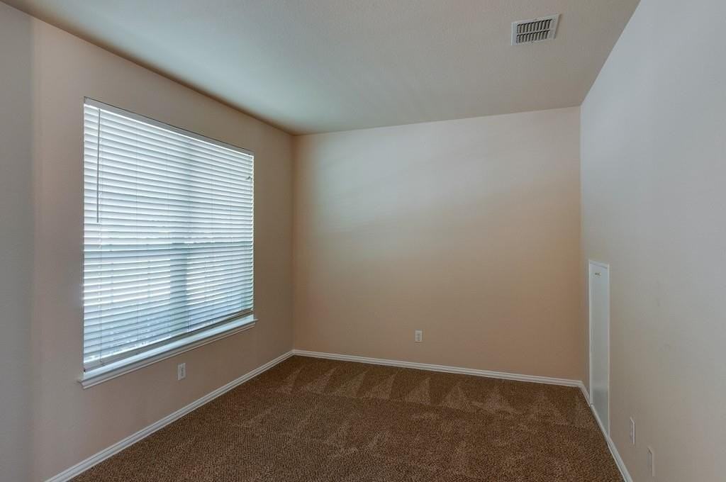 5205 Rush Creek Ct - Photo 7 of 34