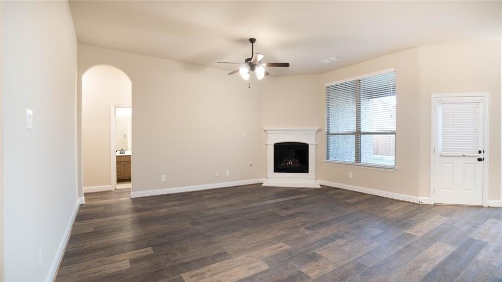 312 Delaford Dr - Photo 3 of 22