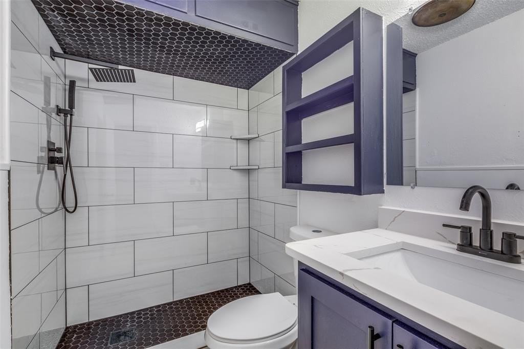 453 Wilshire Ave - Photo 4 of 11