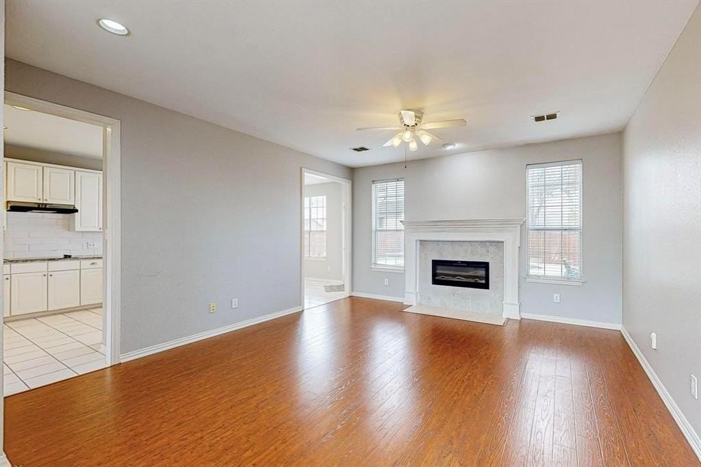 4017 Carmichael Dr - Photo 6 of 32