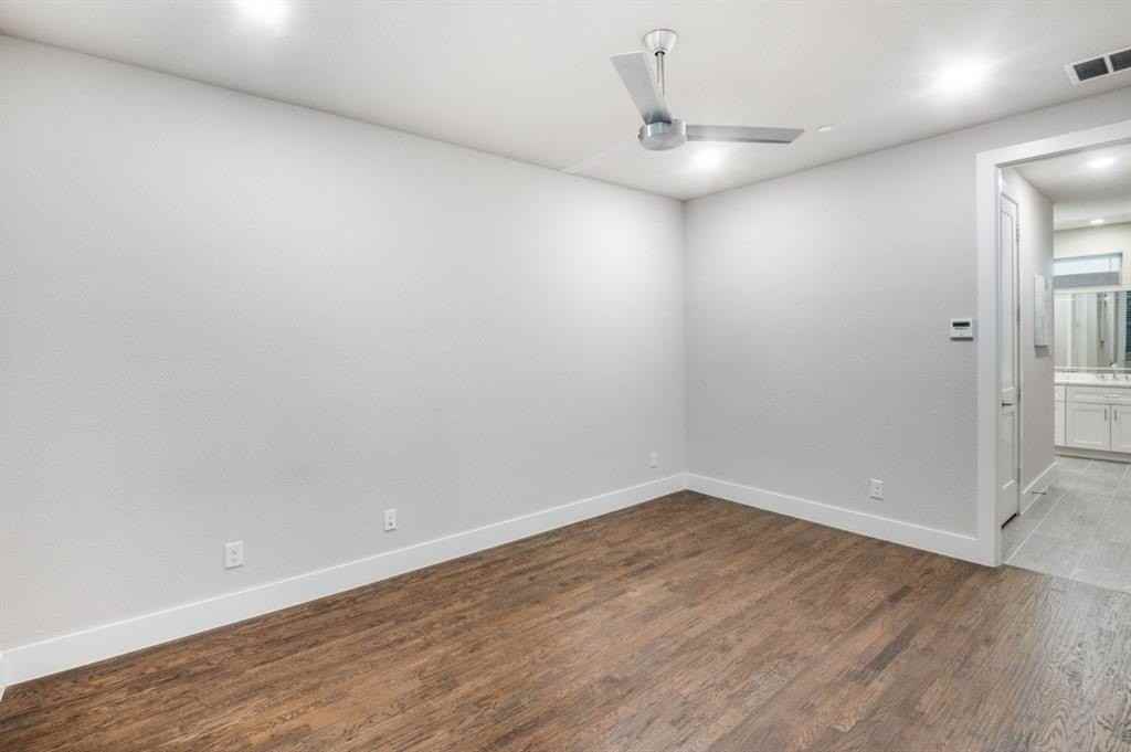 3170 Carmel St #102 - Photo 5 of 12