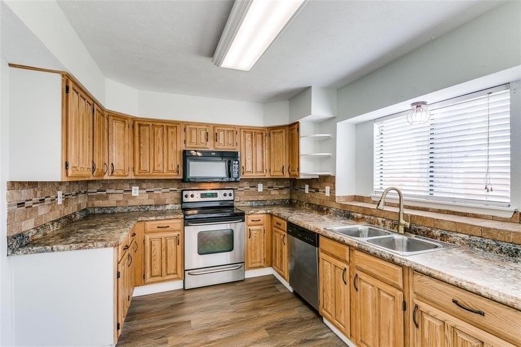 9306 Grant Dr - Photo 4 of 4