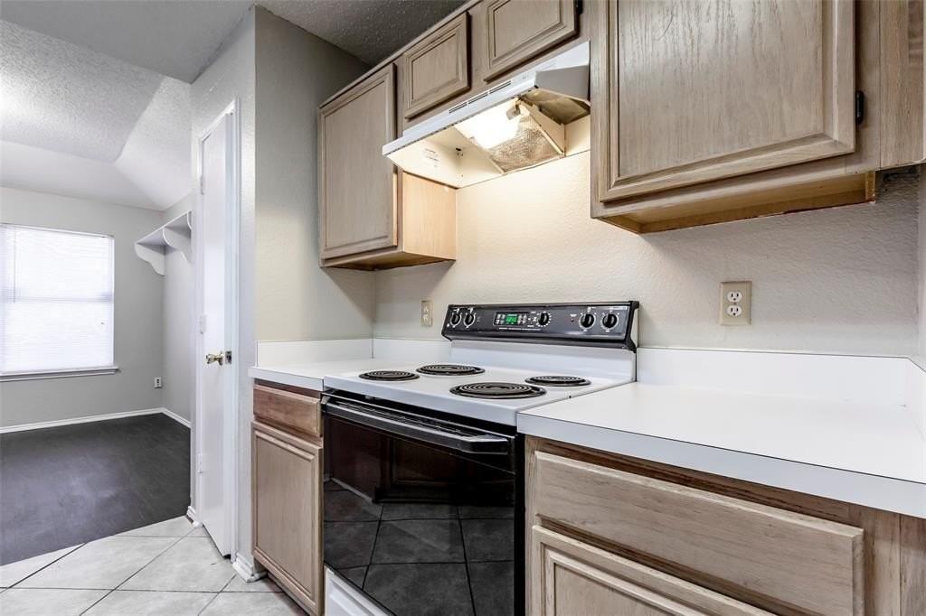 845 Applewood Dr - Photo 7 of 26