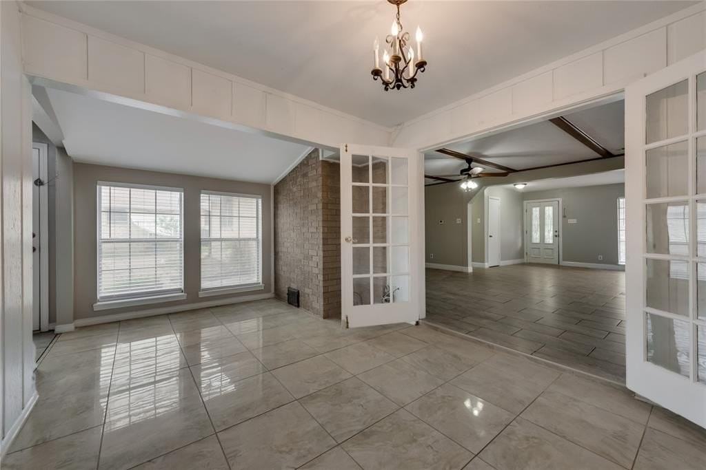 926 Hampshire St - Photo 6 of 28