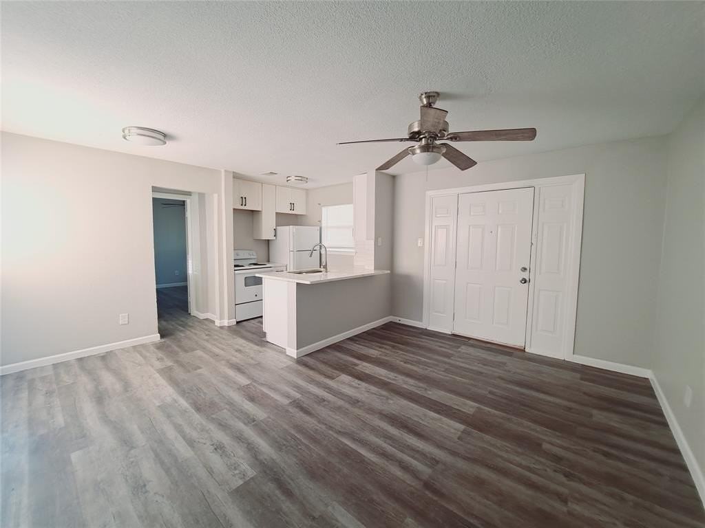 817 Bluebird Dr - Photo 4 of 13