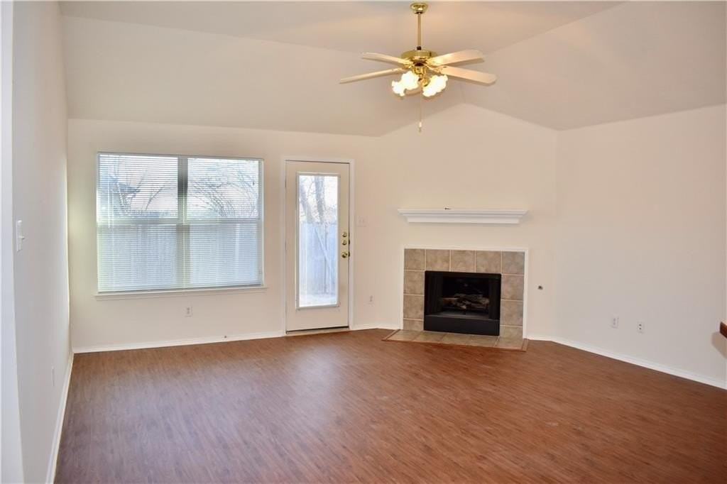 1000 Salt Creek Trl - Photo 5 of 32