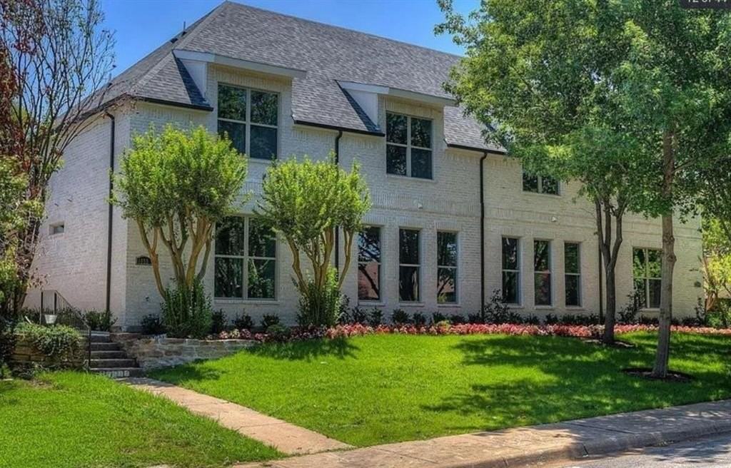 10532 Barrywood Dr - Photo 2 of 12