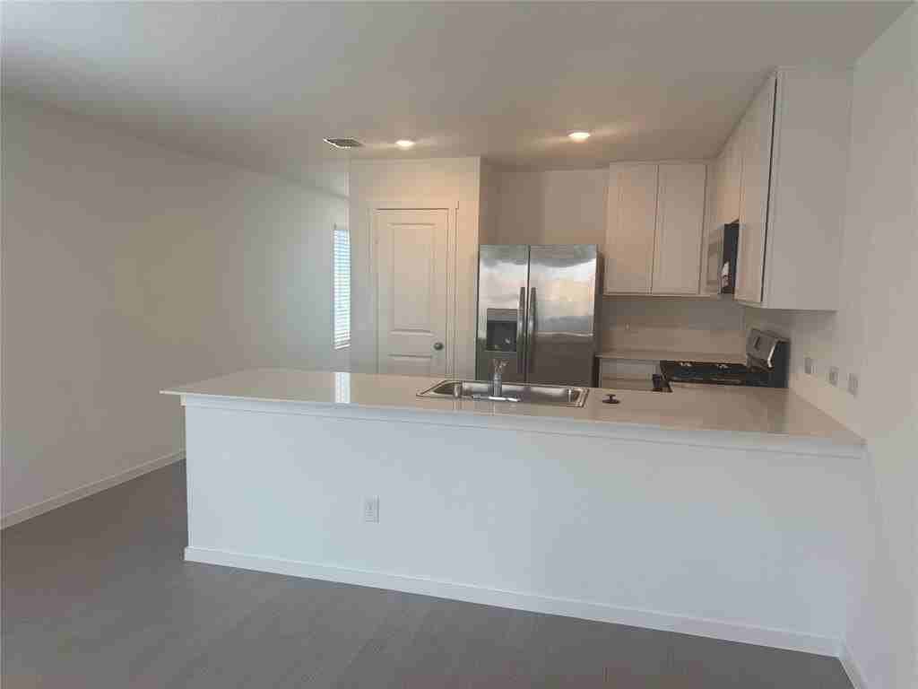 1625 Elliott Rd - Photo 3 of 13