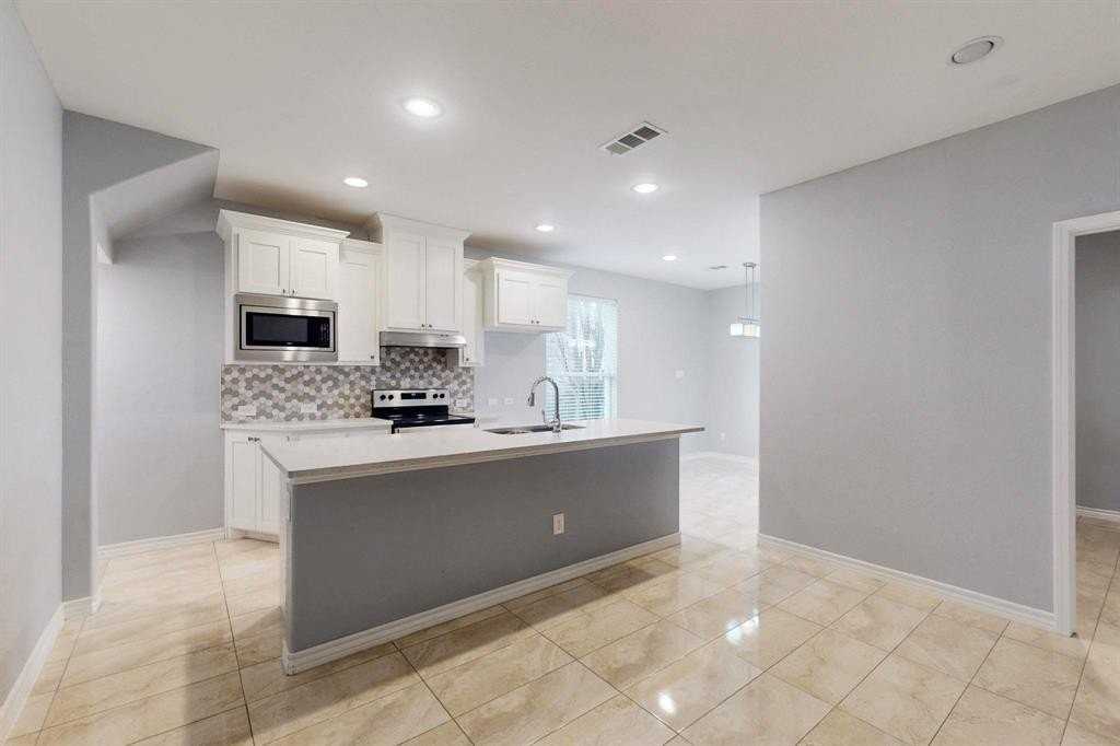 609 Fleming St - Photo 6 of 30