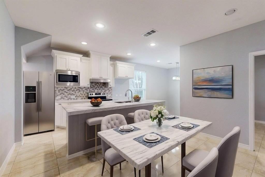 609 Fleming St - Photo 7 of 30