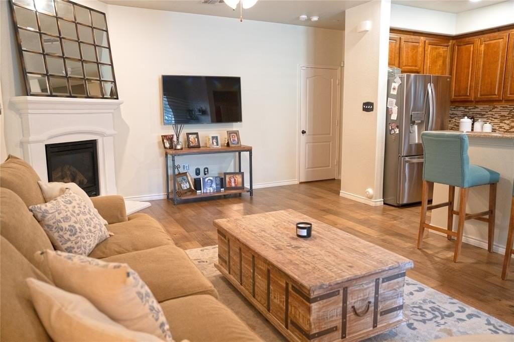 2829 Sheridan Dr - Photo 2 of 22