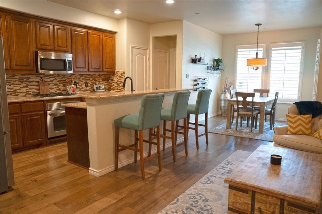 2829 Sheridan Dr - Photo 3 of 22