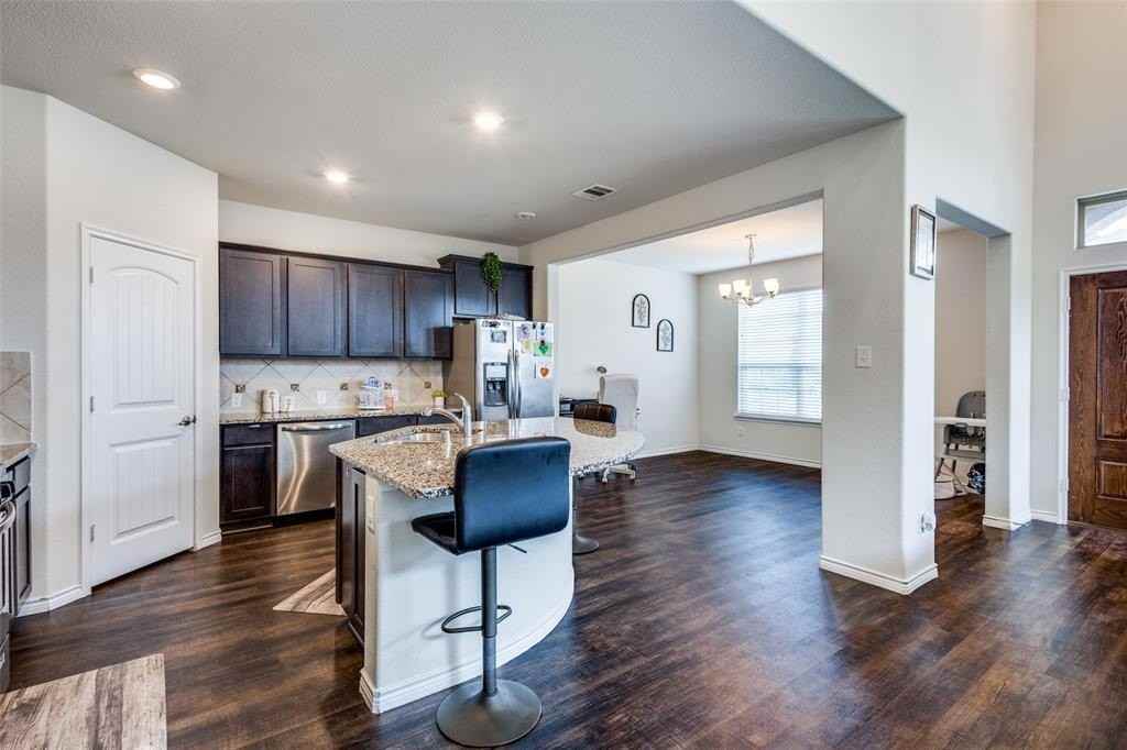 2440 Opaline Dr - Photo 7 of 25