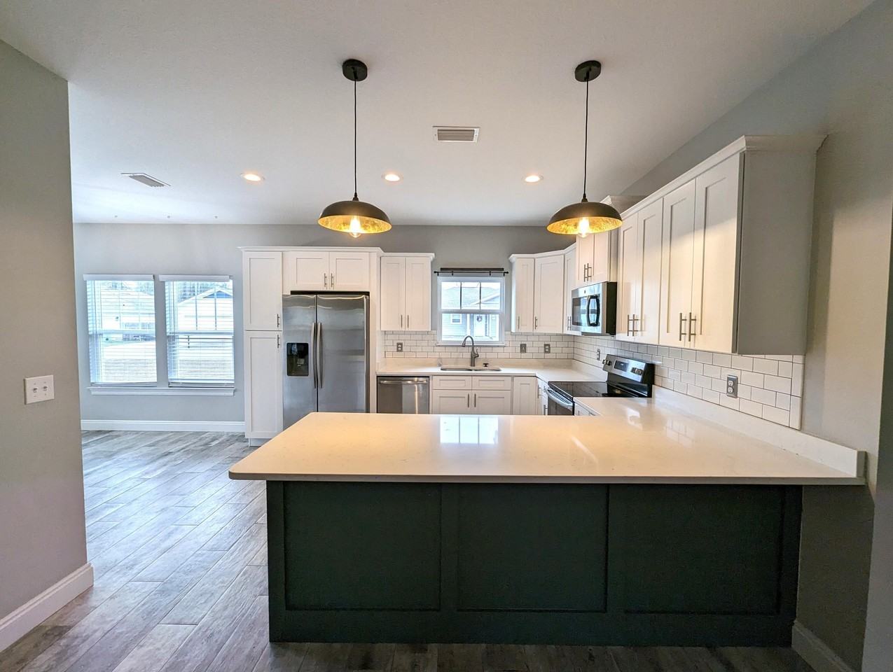 2164 Wind Trace Rd N - Photo 4 of 20