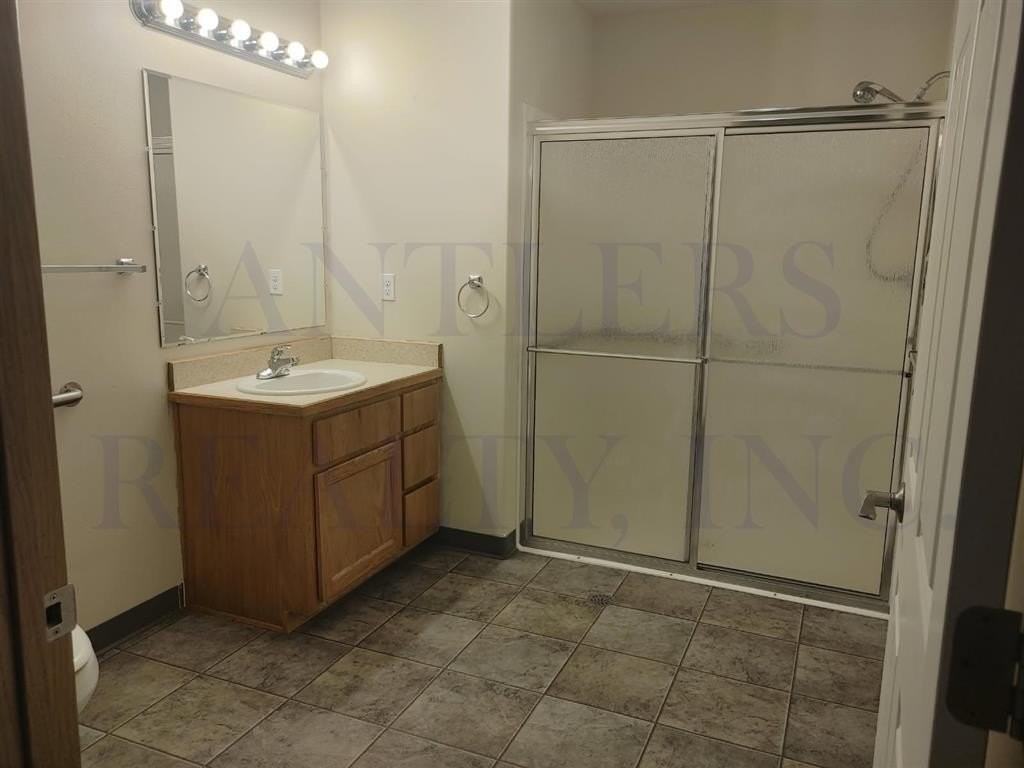 2844 Kent Ave #W11 - Photo 5 of 8