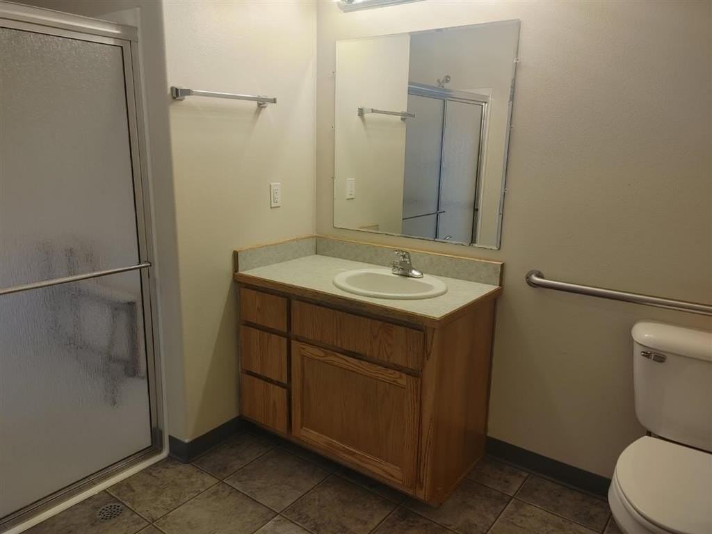 2844 Kent Ave #W11 - Photo 7 of 8