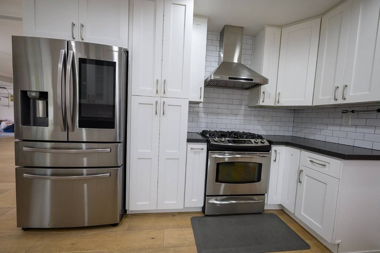 2107 Dufour Ave #A - Photo 6 of 26