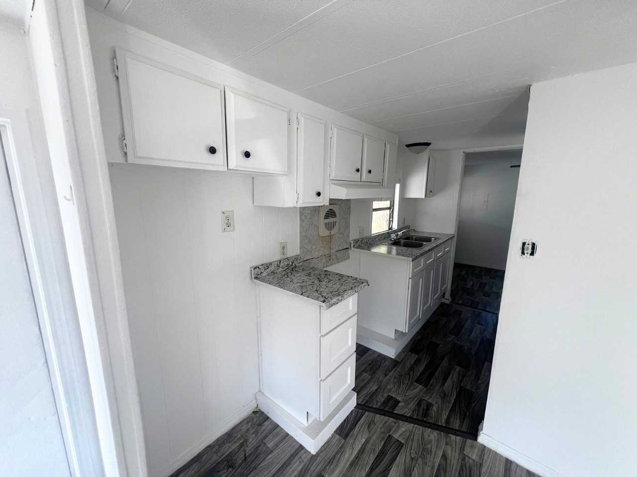 616 Cortez Rd W #L16 - Photo 4 of 9