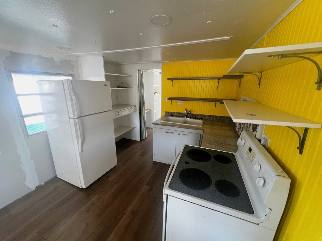 616 Cortez Rd W #L37 - Photo 3 of 8