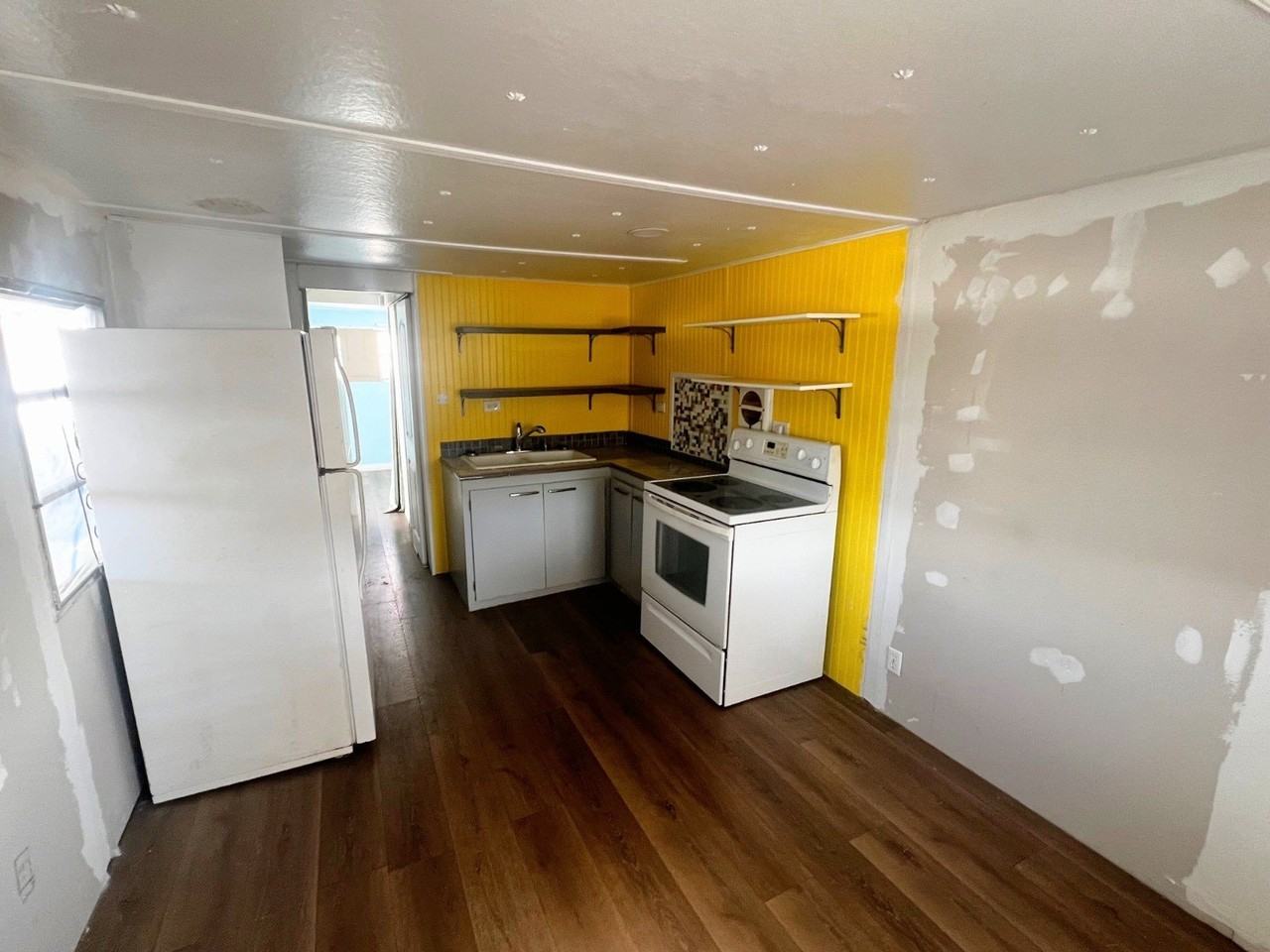 616 Cortez Rd W #L37 - Photo 4 of 8