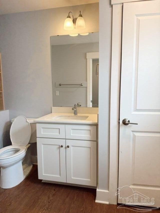 2051 W Blount St Ste 6 - Photo 7 of 9